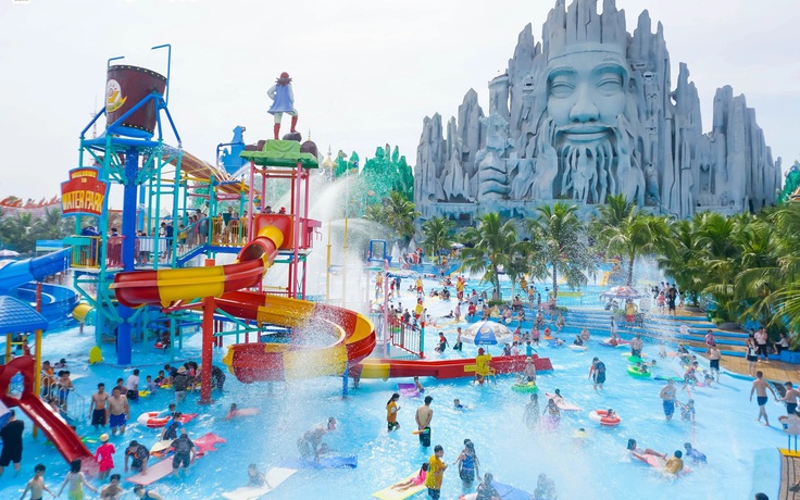 Du lịch TP.HCM dịp 30.4: Nhiều điểm đến giảm giá 50%, loạt tour 'độc lạ' hút khách