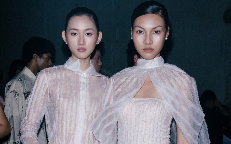 'Xuyên thấu có kiểm soát' vẫn khoe được phong cách thời trang tinh tế