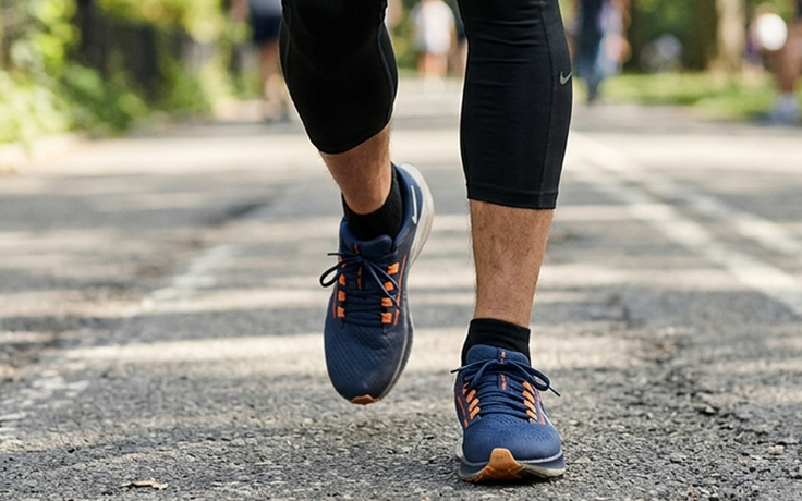 Đi bộ lúc bụng đói có giúp đốt mỡ nhiều hơn?