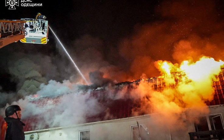 Chiến sự Ukraine ngày 1.521: Hai bên trao đổi tù binh dù vẫn tấn công dồn dập