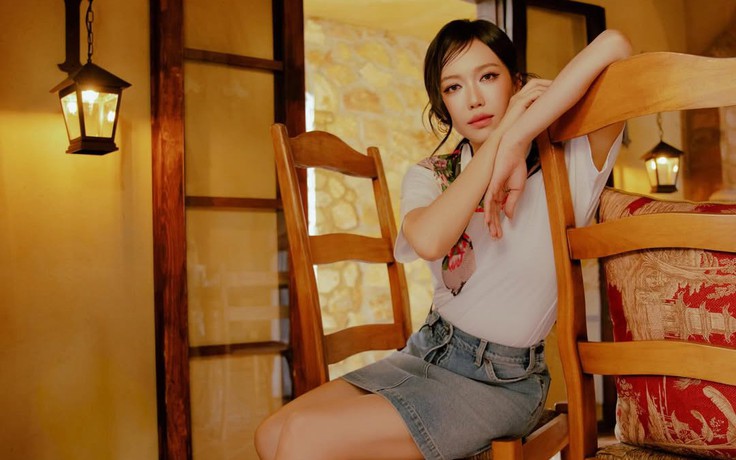 Xu hướng chân váy ngắn 2026: Tối giản nhưng vẫn đầy cuốn hút