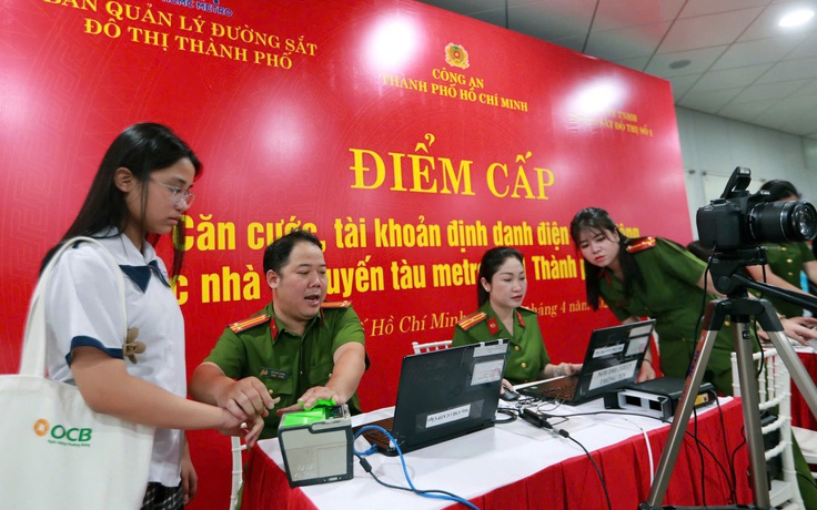 Công an TP.HCM ưu tiên cấp định danh điện tử cho học sinh cuối cấp