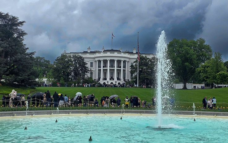 Nước Mỹ giữa chia rẽ: Tổng thống Trump trước sức ép bị 'quay xe'