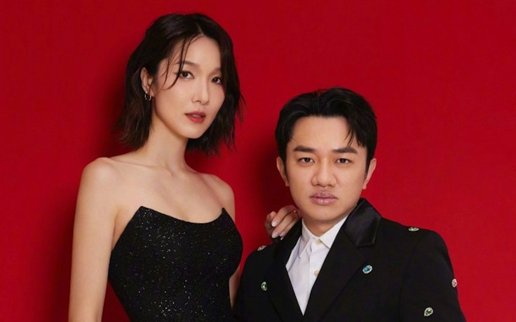 Hôn nhân ngọt ngào của 'chú lùn' Vương Tổ Lam và vợ hoa hậu