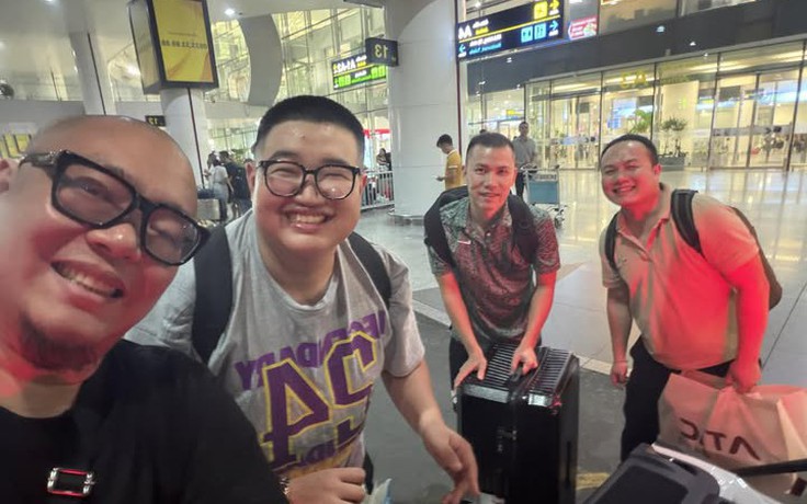 Các cơ thủ đã về đến Việt Nam tối 26.4 sau khi rút khỏi giải Trung Quốc vì 'đường lưỡi bò'