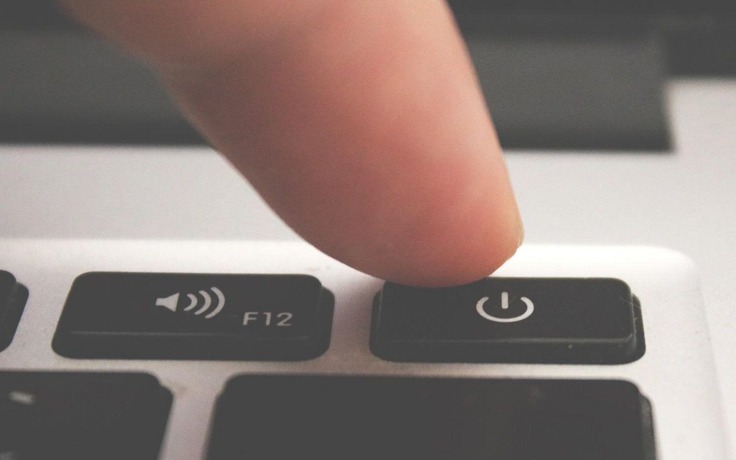 Quy tắc '7 ngày' và sự thật về việc khởi động lại máy tính