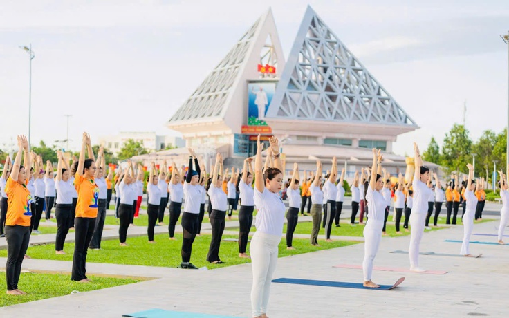 Đình chỉ hoạt động Liên đoàn Yoga tỉnh Khánh Hòa vì chậm sáp nhập