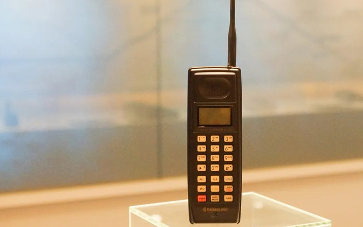 Chiếc điện thoại đầu tiên đặt nền móng cho Samsung ngày nay