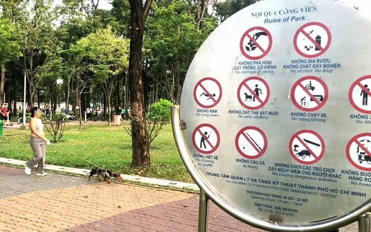 Rùng mình cảnh chó không rọ mõm giữa mùa nắng nóng, nguy cơ dại bủa vây