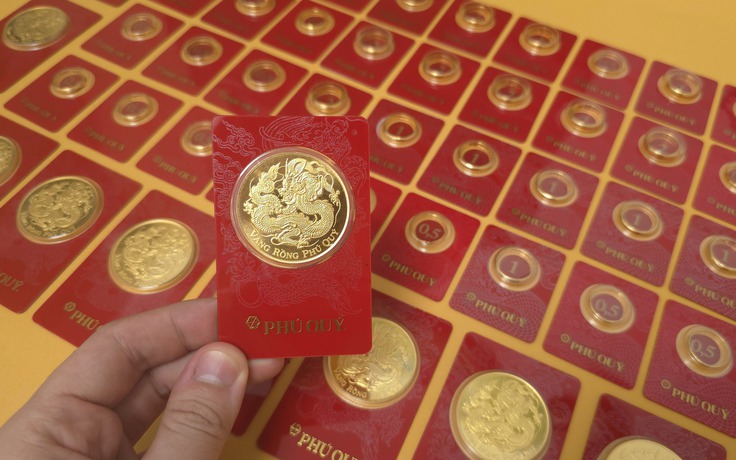 Vàng thủng mốc 165 triệu/lượng, đã nên xuống tiền đầu tư?