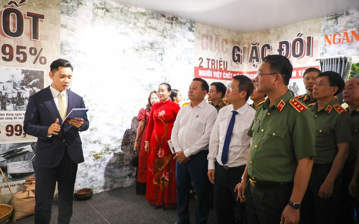 Không gian văn hóa 3 miền hội tụ tại chuỗi chương trình 'Tổ quốc bình yên' 