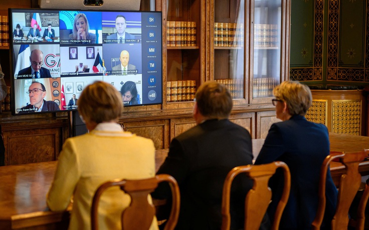 Liên minh 40 nước cam kết hành động giải quyết chuyện eo biển Hormuz