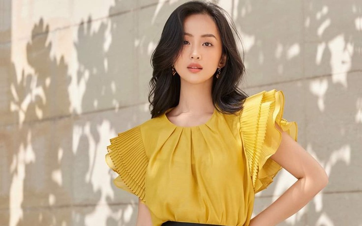 Khoe nét duyên dáng với kiểu áo cánh tiên