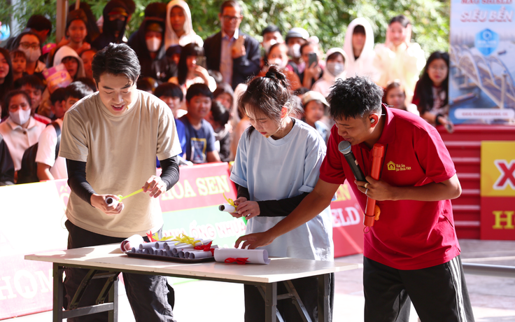 YouTuber đóng phim của Trấn Thành, Trường Giang cùng vợ xuất hiện trên show thực tế