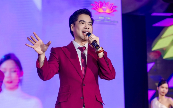 Ngọc Sơn ngẫu hứng khoe vũ đạo ở tuổi U.60