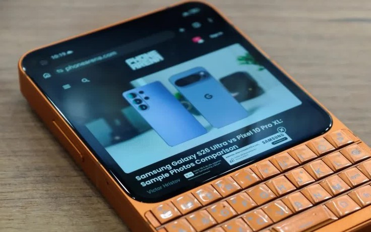 Smartphone có bàn phím vật lý đang hồi sinh
