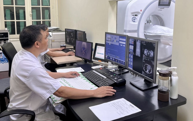 Nâng dần mức hưởng bảo hiểm y tế, giảm tỷ lệ đồng chi trả của người bệnh