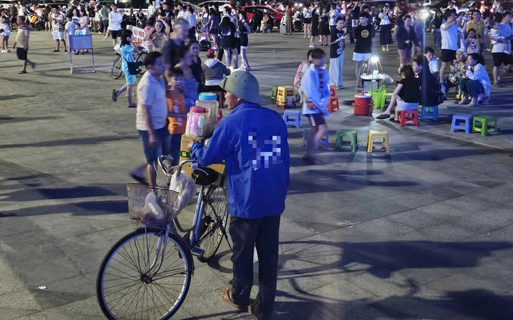 Hàng rong tái diễn, loa kẹo kéo 'tấn công' công viên Bãi Sau Vũng Tàu