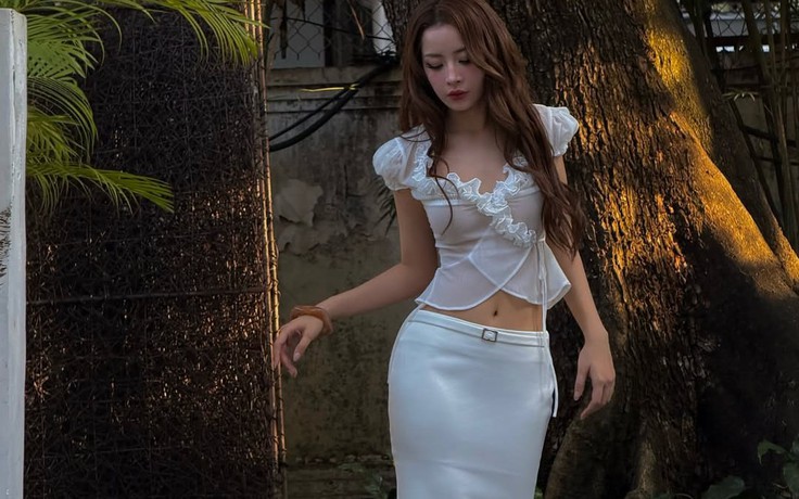 Monochrome trắng: Công thức mặc đẹp không bao giờ lỗi mốt