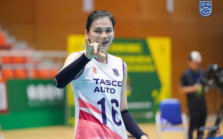 Cú sốc đầu tiên giải bóng chuyền vô địch quốc gia: Tân binh rực sáng