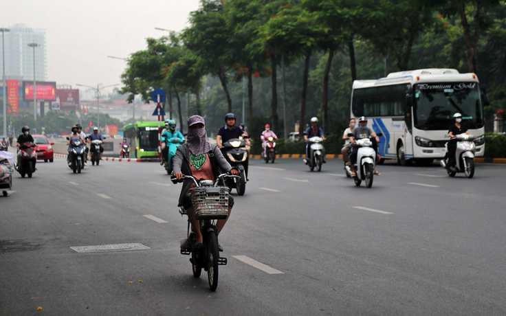 Hà Nội chưa cấm xe máy xăng trong toàn bộ Vành đai 1 từ 1.7