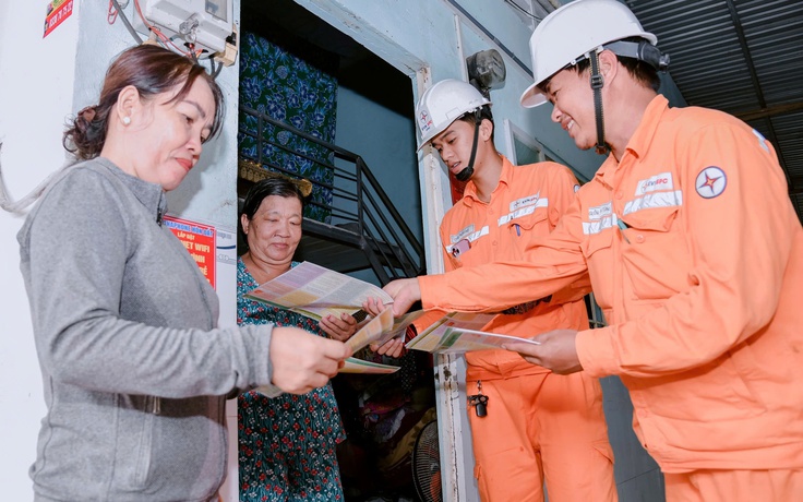 Tiêu thụ điện tại miền Nam vọt hơn 220 triệu kWh/ngày