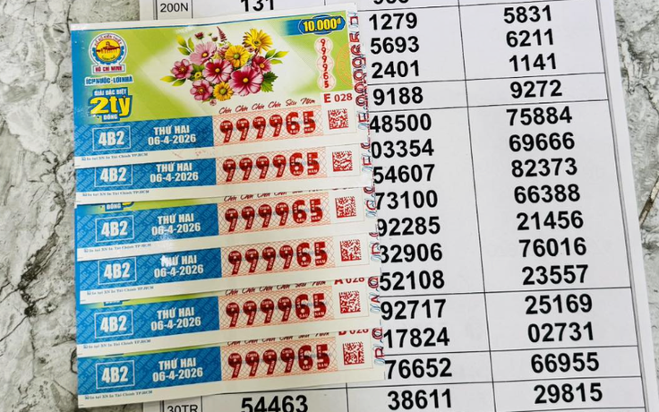 Mua 6 tờ vé tứ quý 9999, người đàn ông ở TP.HCM trúng xổ số miền Nam