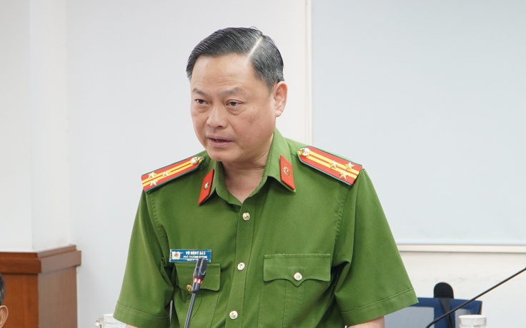 Công an TP.HCM xử lý lấn chiếm vỉa hè: Điểm 'nóng' chuyển biến rõ sau 1 tháng