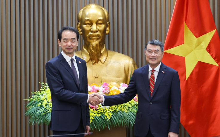 Thủ tướng Lê Minh Hưng tiếp Đại sứ Trung Quốc tại Việt Nam Hà Vĩ