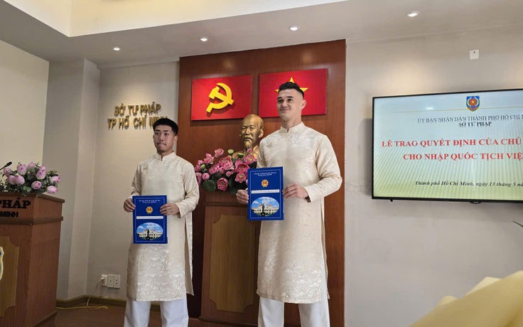 Lê Giang Patrik và Ngô Đăng Khoa chính thức trở thành công dân Việt Nam: Lòng biết ơn dâng trào