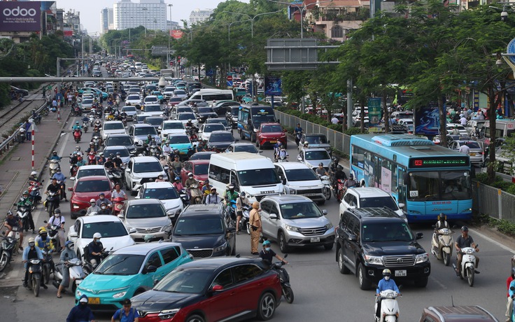 Hà Nội dự kiến hạn chế lưu thông xe cá nhân từ năm 2035