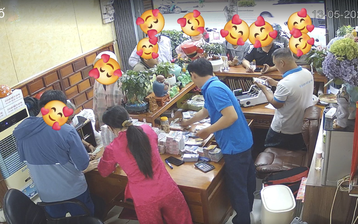 73 vé trúng hơn 3,6 tỉ đồng xổ số miền Nam: Khách vây kín đại lý đổi thưởng