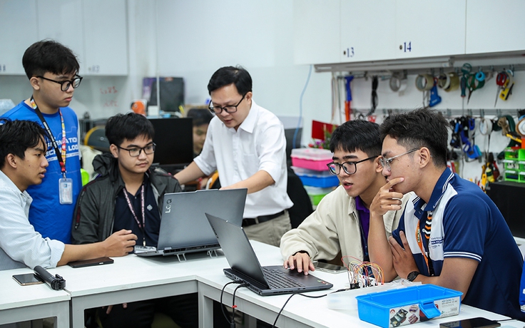 Muốn vươn lên, Việt Nam phải tái định nghĩa đại học