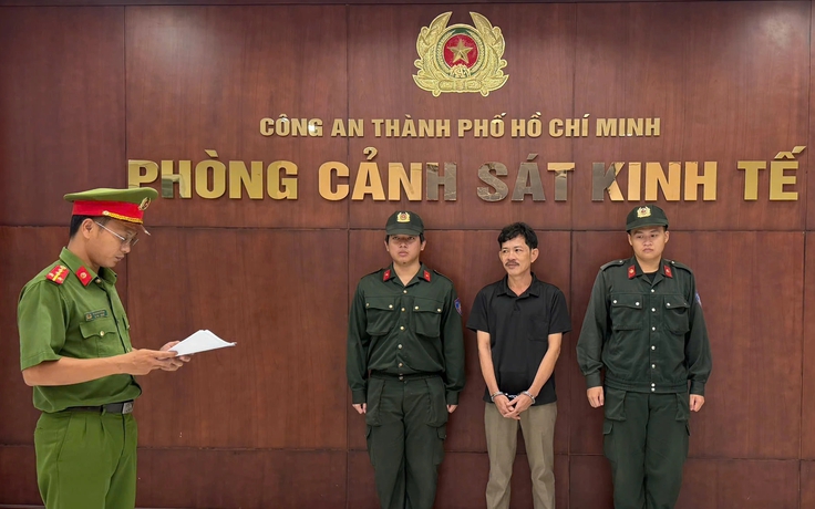 Lừa đảo hơn 22 tỉ đồng bằng chiêu làm giả hồ sơ, giấy phép xây dựng