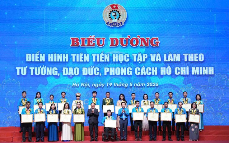 Biểu dương 131 điển hình học tập và làm theo tư tưởng, đạo đức, phong cách Hồ Chí Minh