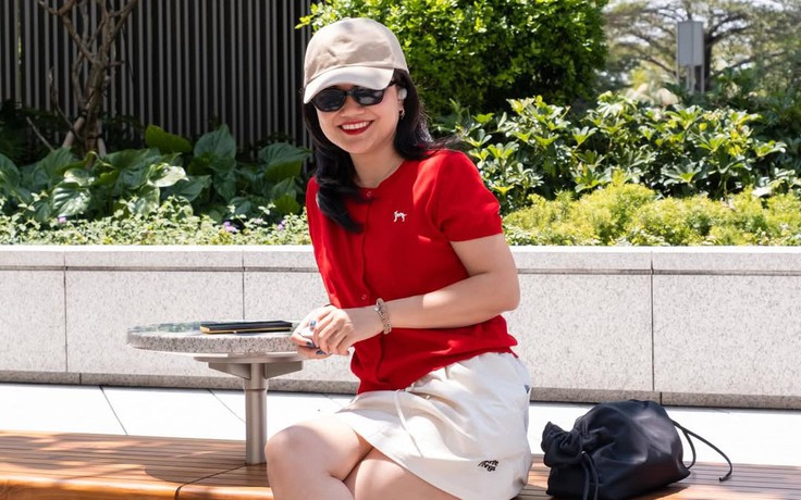 Nổi bật xuống phố với những trang phục tông màu nóng
