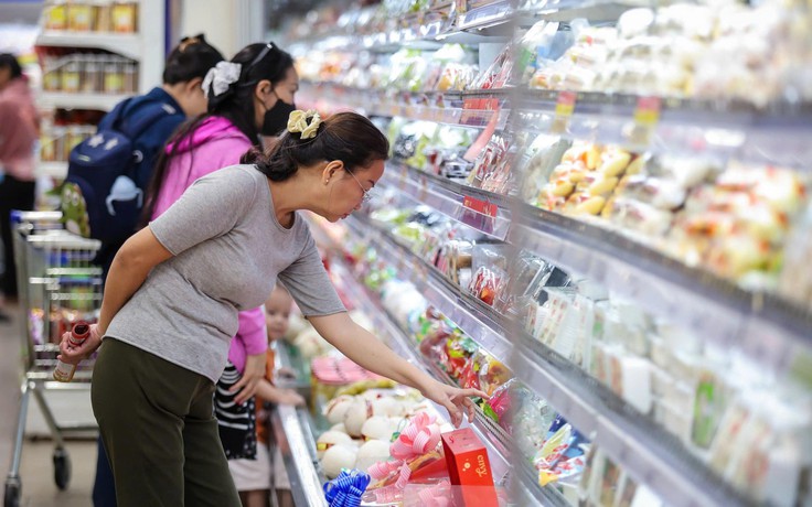 Kích thích tiêu dùng, tạo 'bệ đỡ' cho tăng trưởng kinh tế