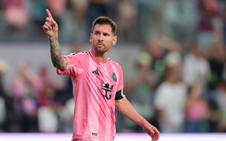 Messi chính thức gia nhập ‘CLB tỉ phú’ cùng Ronaldo