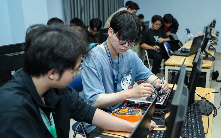 Mở rộng đầu vào sau đại học: Liệu có nguy cơ 'lạm phát' tiến sĩ ?