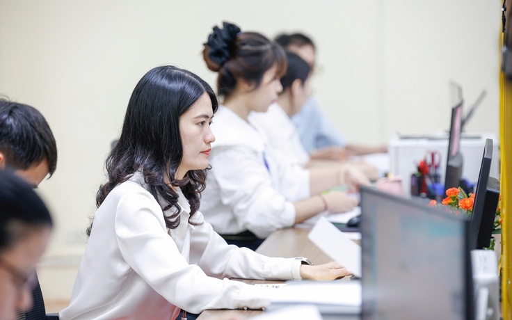 Hà Nội dừng tiếp nhận người hoạt động không chuyên trách vào làm công chức