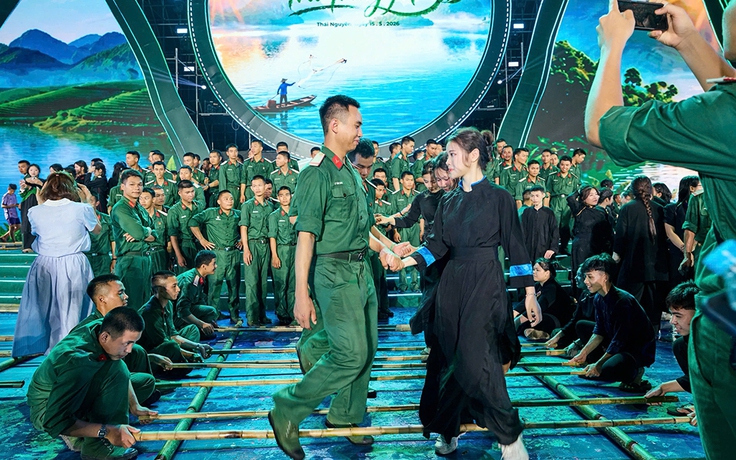 Mơ ước múa sạp lan tỏa như... điệu nhảy Kangnam style