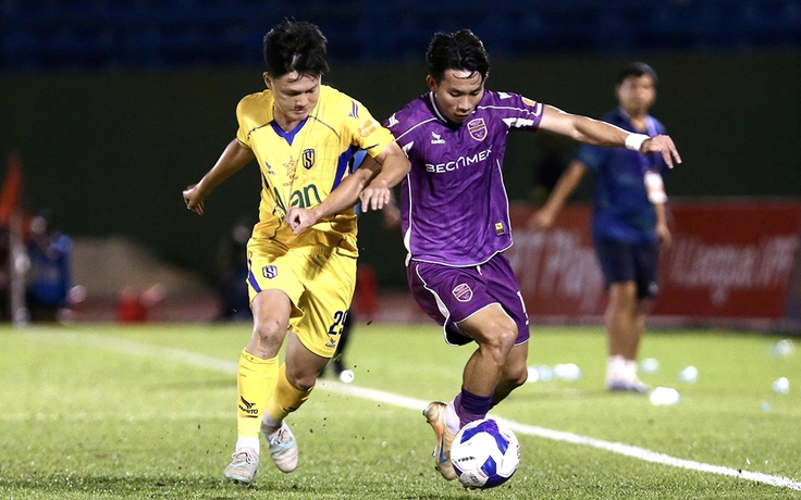V-League 2025 - 2026: Vì sao bóng đá phía nam chưa khởi sắc?