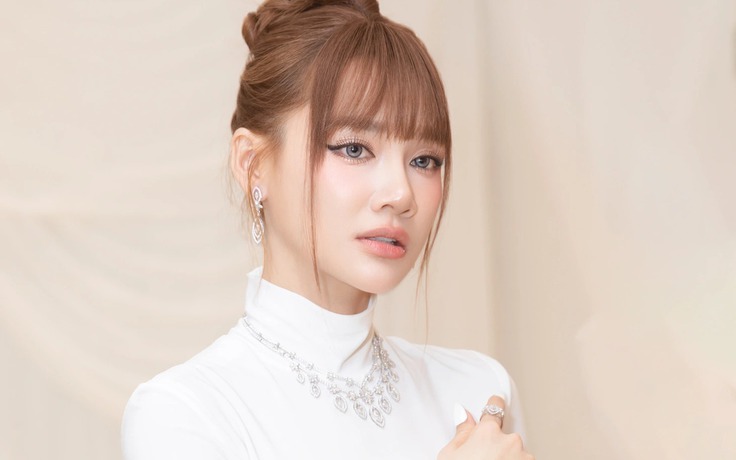 Diễn viên Nhã Phương đính chính