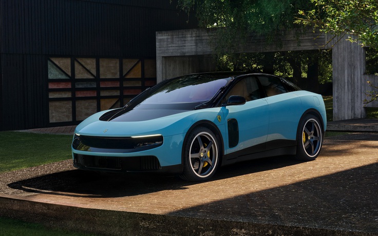 Ferrari tung ra siêu xe điện 4 cửa thiết kế lạ gây tranh cãi