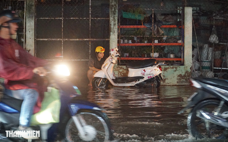 Hôm nay, TP.HCM và Nam bộ tiếp tục có mưa lớn nhiều nơi