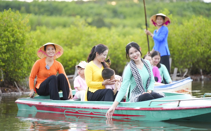 Về Quảng Ngãi khám phá 'bản đồ hương vị' giữa cánh đồng