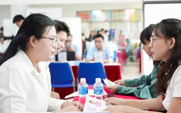 Xu hướng lạ: Nhiều người làm thử việc vài tháng rồi nghỉ