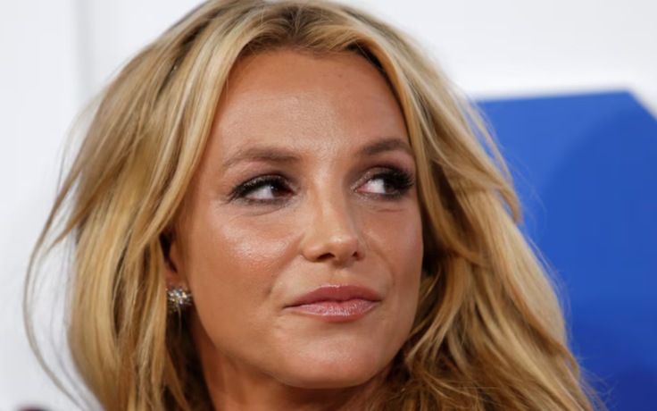 Britney Spears vướng rắc rối pháp lý vì lái xe khi say xỉn