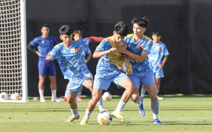 U.17 Việt Nam 0-0 U.17 Yemen: Thầy trò HLV Roland quyết thắng trận ra quân