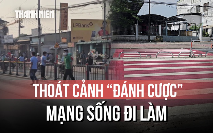 Hết cảnh leo rào 'đánh cược' tính mạng đi làm khi dải phân cách được mở